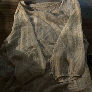 3/$30 Gusy Floral Italian Silk Blouse Size Small